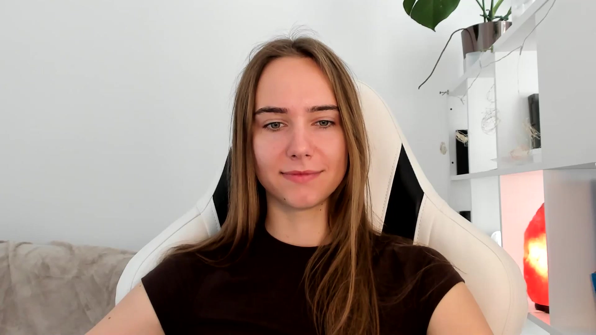 Gallery image thumbnail from OhAlisa's myfreecams stream on, 07/11/2025, 10:17 image 2 of 20