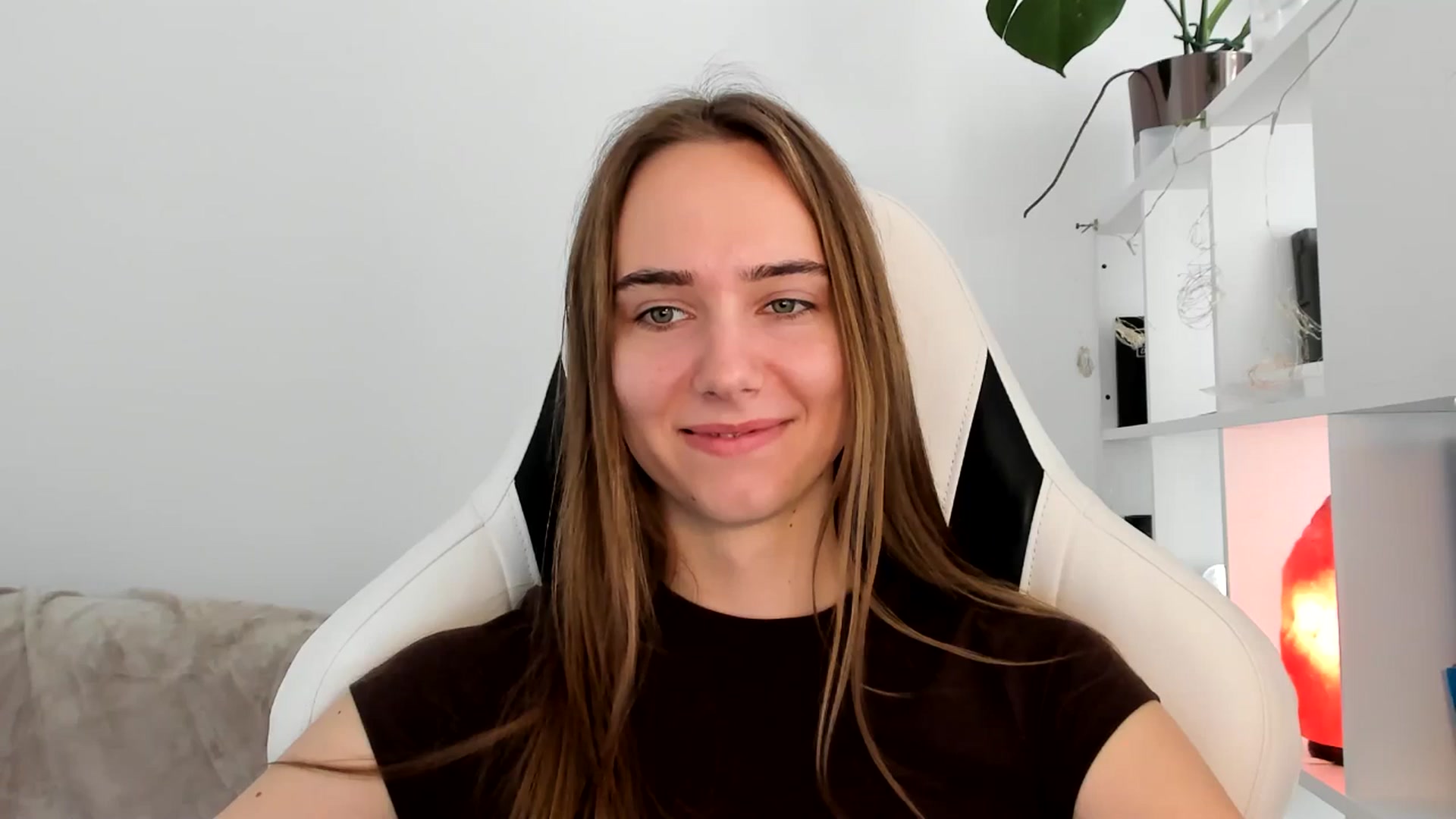 Gallery image thumbnail from OhAlisa's myfreecams stream on, 07/11/2025, 10:17 image 18 of 20