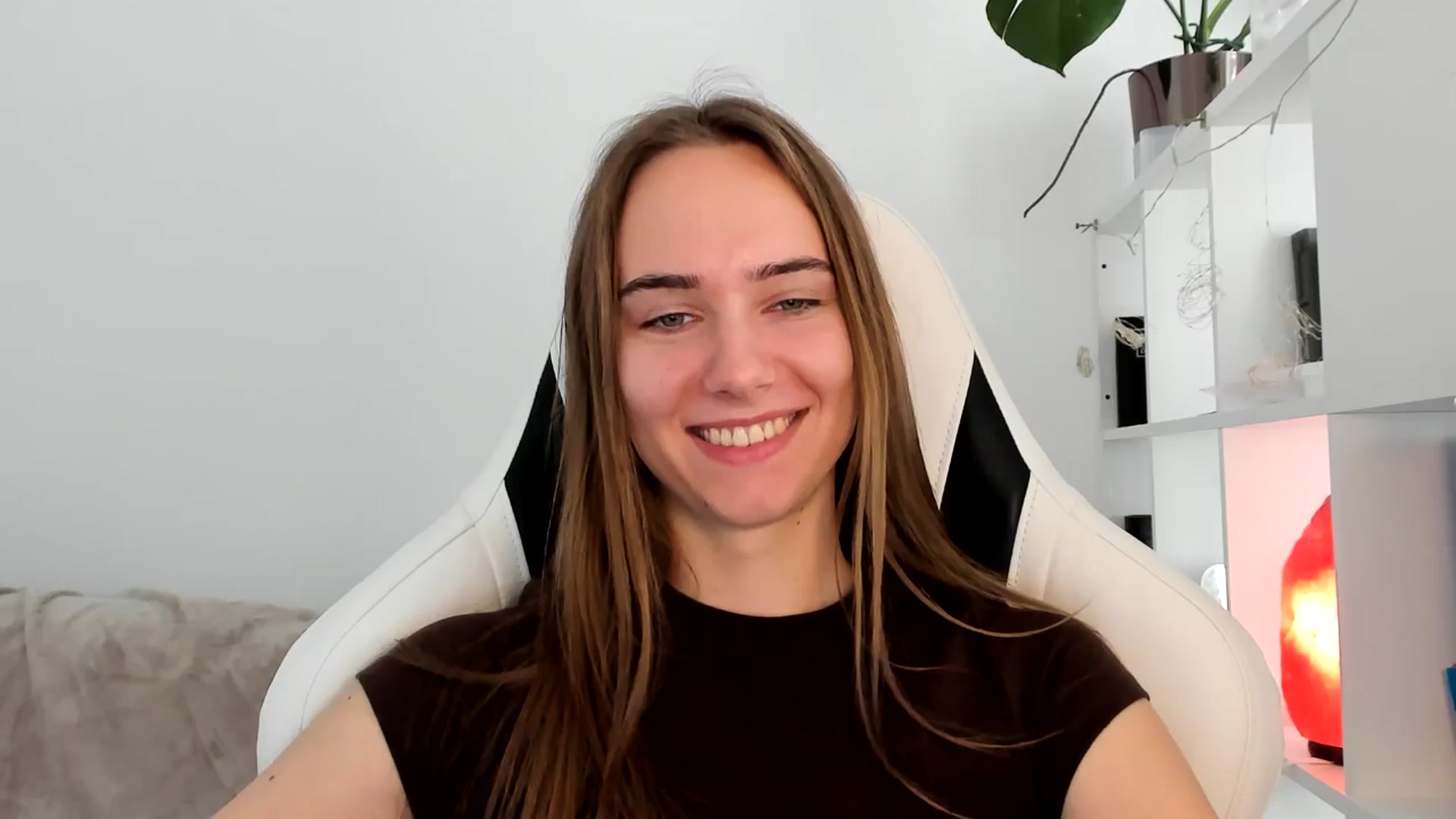 Gallery image thumbnail from OhAlisa's myfreecams stream on, 07/11/2025, 10:17 image 16 of 20