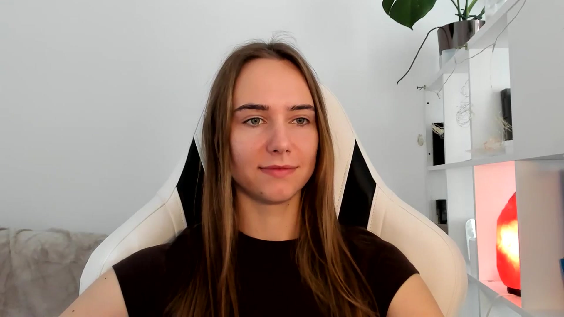 Gallery image thumbnail from OhAlisa's myfreecams stream on, 07/11/2025, 10:45 image 8 of 20