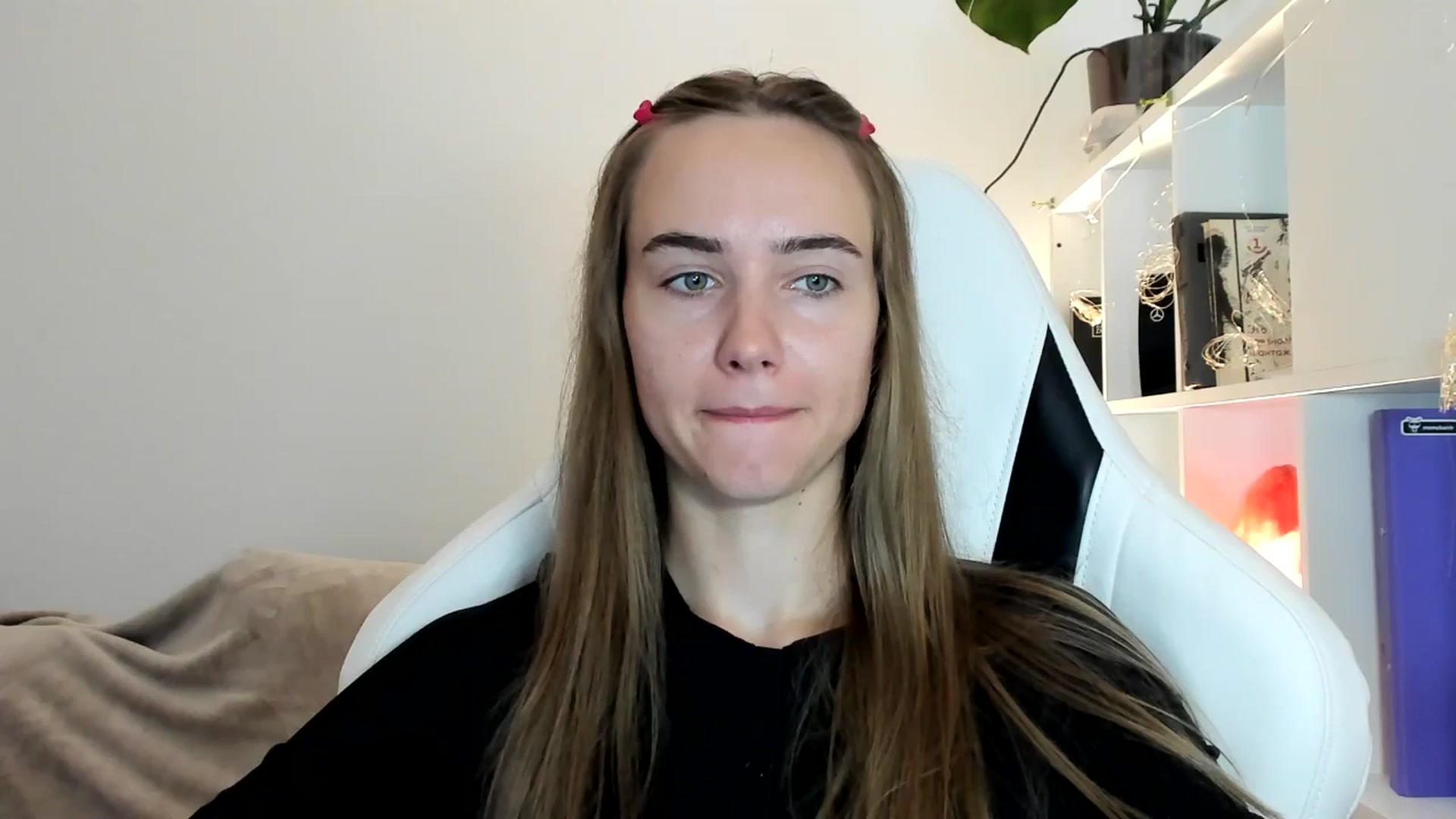 Gallery image thumbnail from OhAlisa's myfreecams stream on, 07/12/2025, 10:15 image 1 of 20