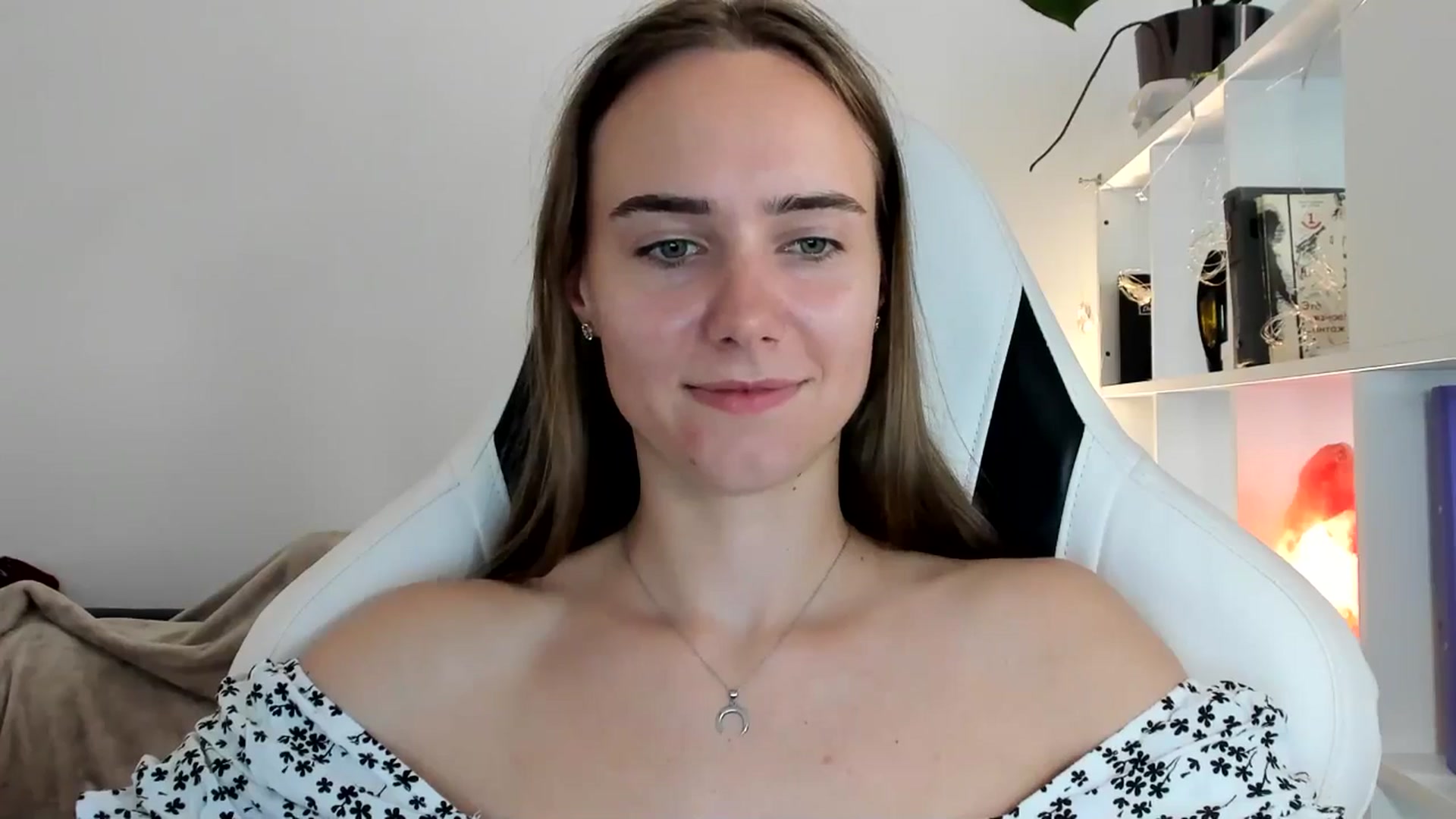 Gallery image thumbnail from OhAlisa's myfreecams stream on, 07/13/2025, 17:26 image 19 of 20