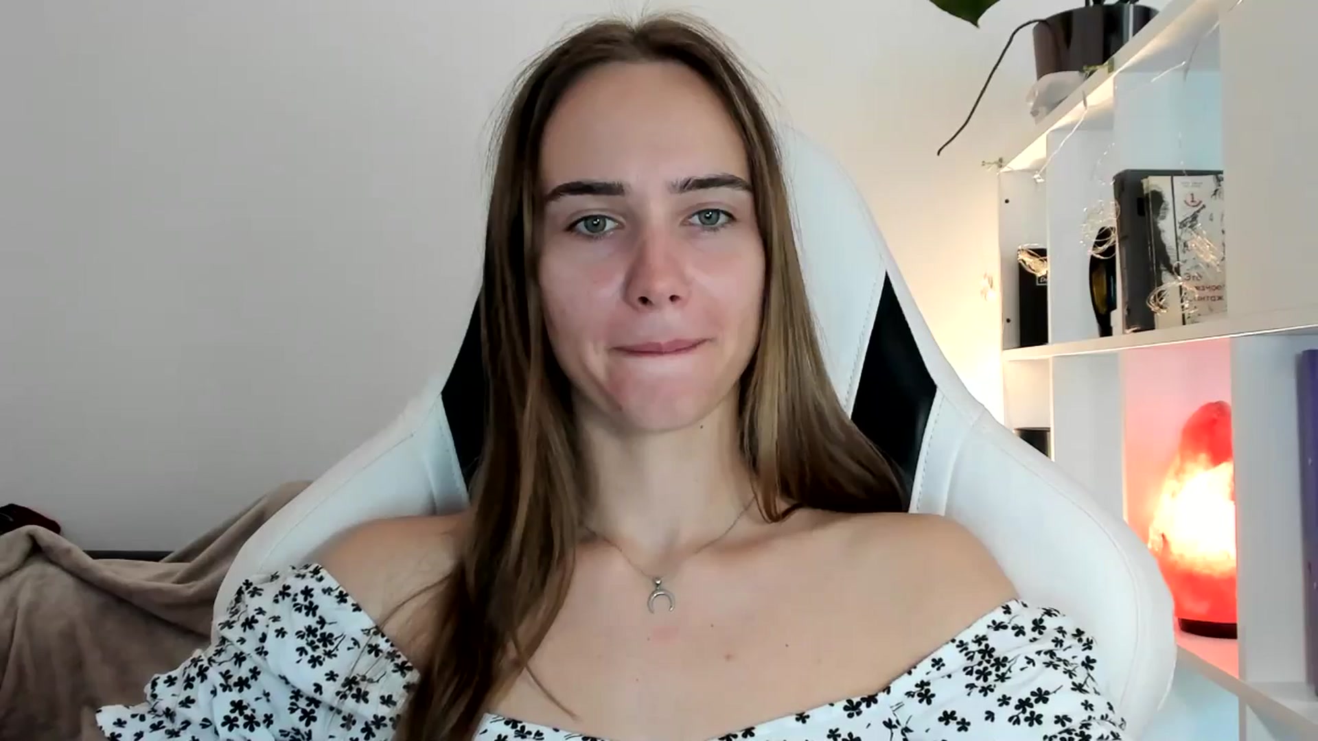 Gallery image thumbnail from OhAlisa's myfreecams stream on, 07/13/2025, 17:26 image 3 of 20