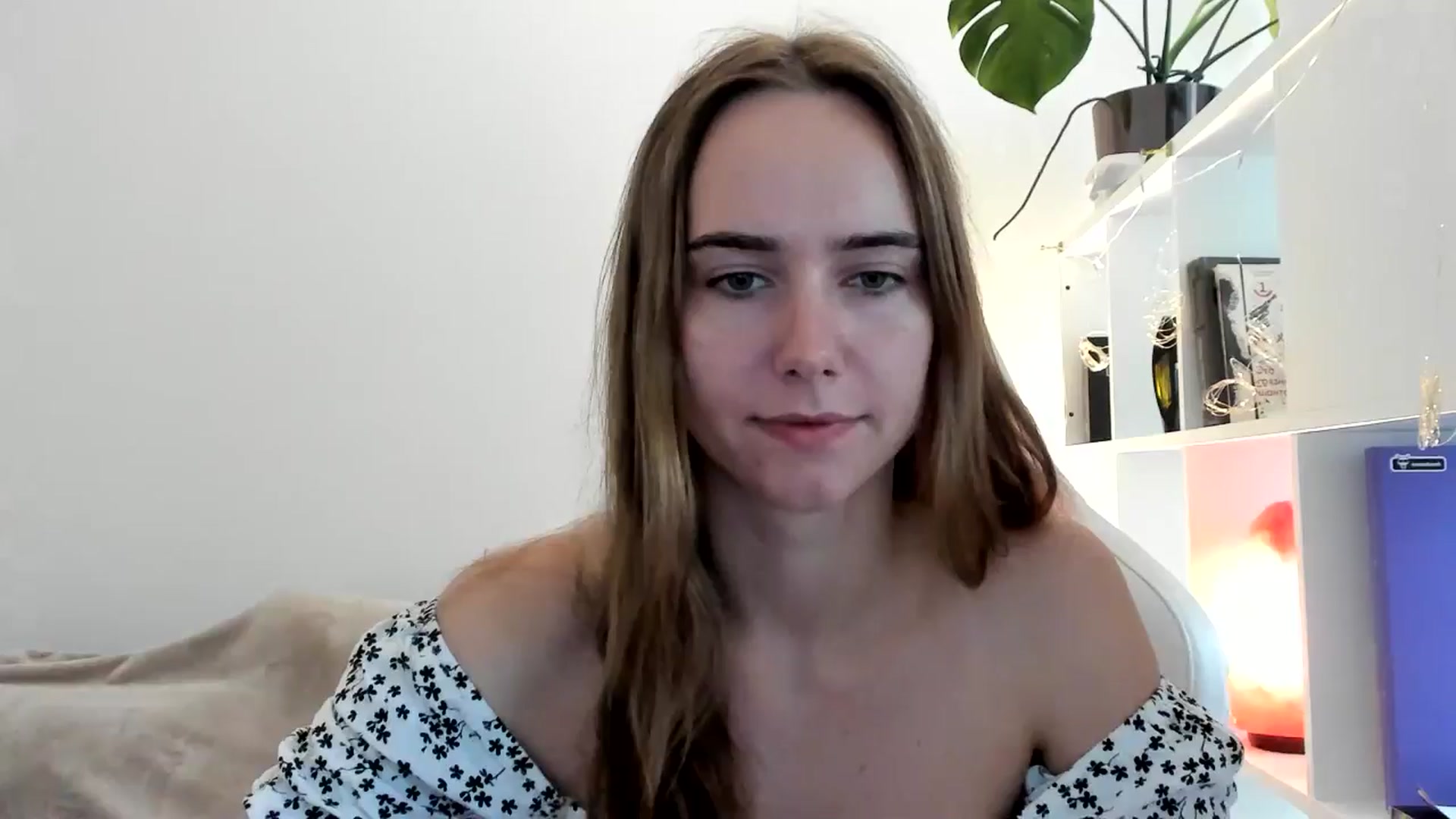 Gallery image thumbnail from OhAlisa's myfreecams stream on, 07/15/2025, 16:28 image 1 of 20