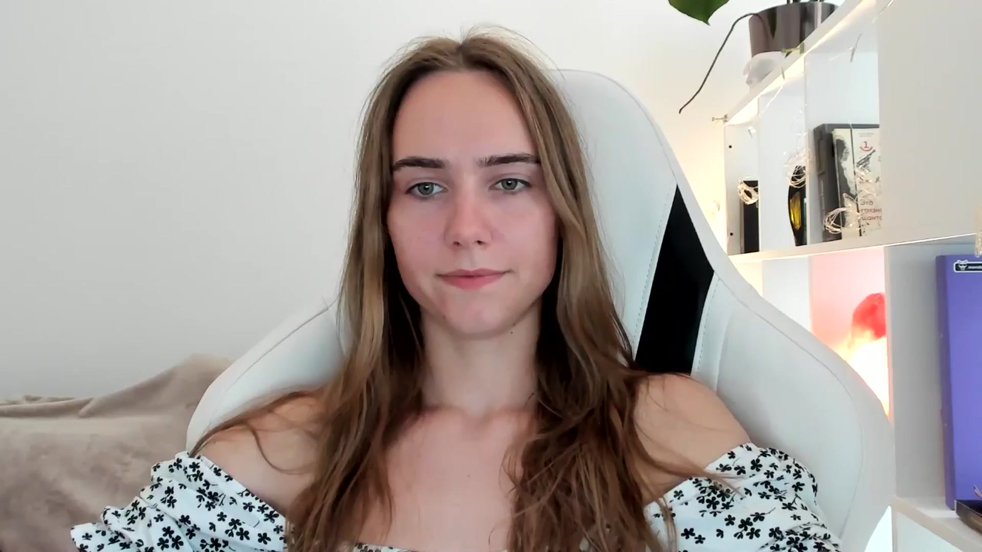 Gallery image thumbnail from OhAlisa's myfreecams stream on, 07/15/2025, 18:05 image 1 of 20