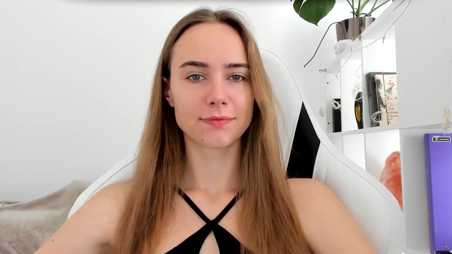 Gallery image thumbnail from OhAlisa's myfreecams stream on, 07/16/2025, 08:46 image 2 of 20