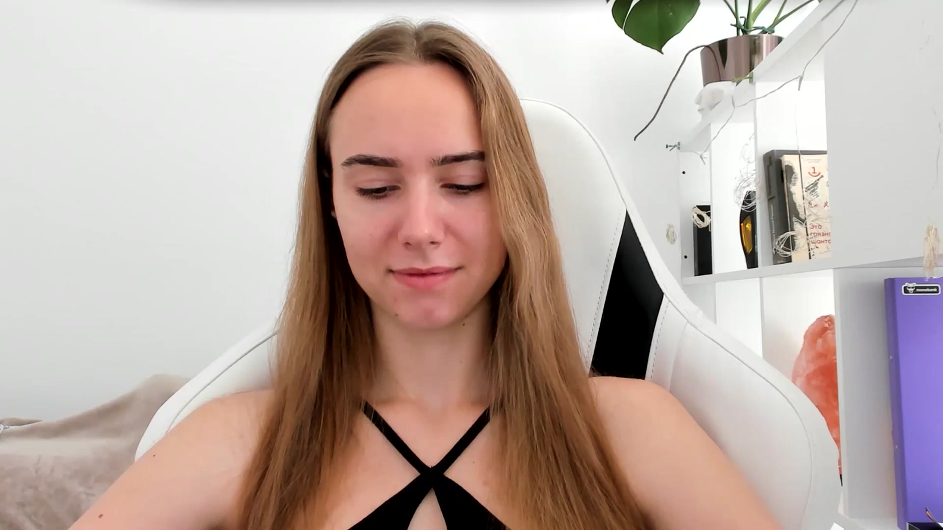 Gallery image thumbnail from OhAlisa's myfreecams stream on, 07/16/2025, 08:46 image 5 of 20