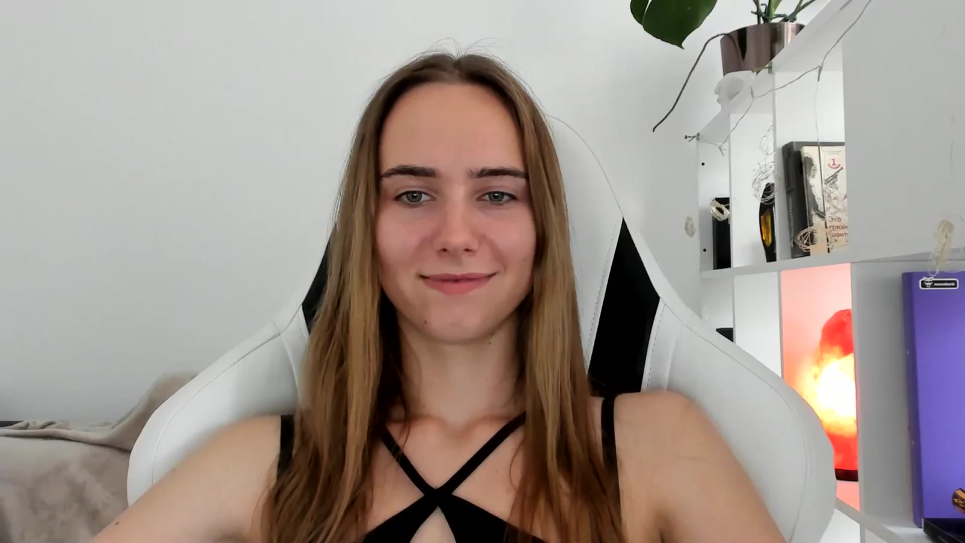 Gallery image thumbnail from OhAlisa's myfreecams stream on, 07/16/2025, 15:24 image 12 of 20