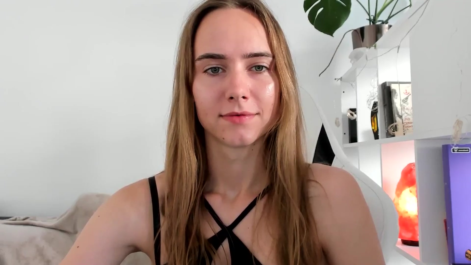 Gallery image thumbnail from OhAlisa's myfreecams stream on, 07/16/2025, 15:53 image 6 of 20
