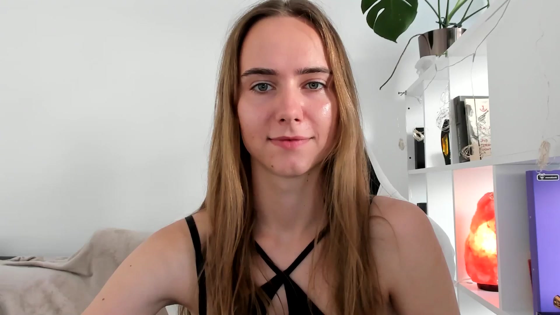 Gallery image thumbnail from OhAlisa's myfreecams stream on, 07/16/2025, 15:53 image 8 of 20