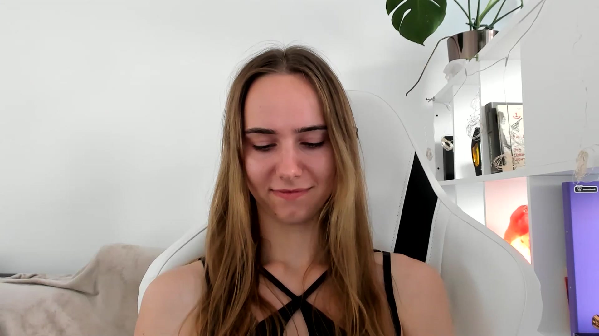 Gallery image thumbnail from OhAlisa's myfreecams stream on, 07/16/2025, 15:53 image 20 of 20