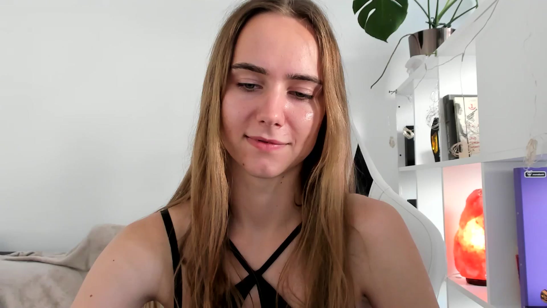 Gallery image thumbnail from OhAlisa's myfreecams stream on, 07/16/2025, 15:53 image 13 of 20