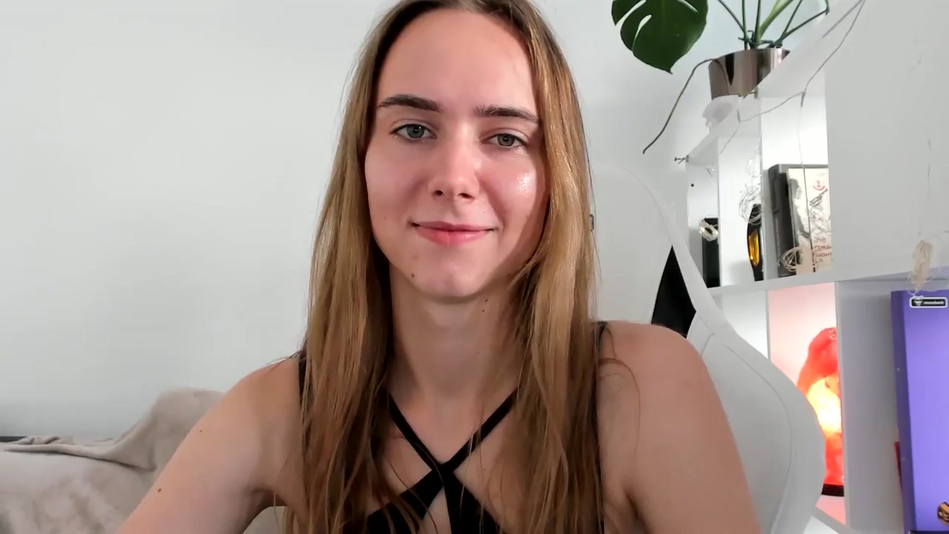 Gallery image thumbnail from OhAlisa's myfreecams stream on, 07/16/2025, 15:53 image 2 of 20