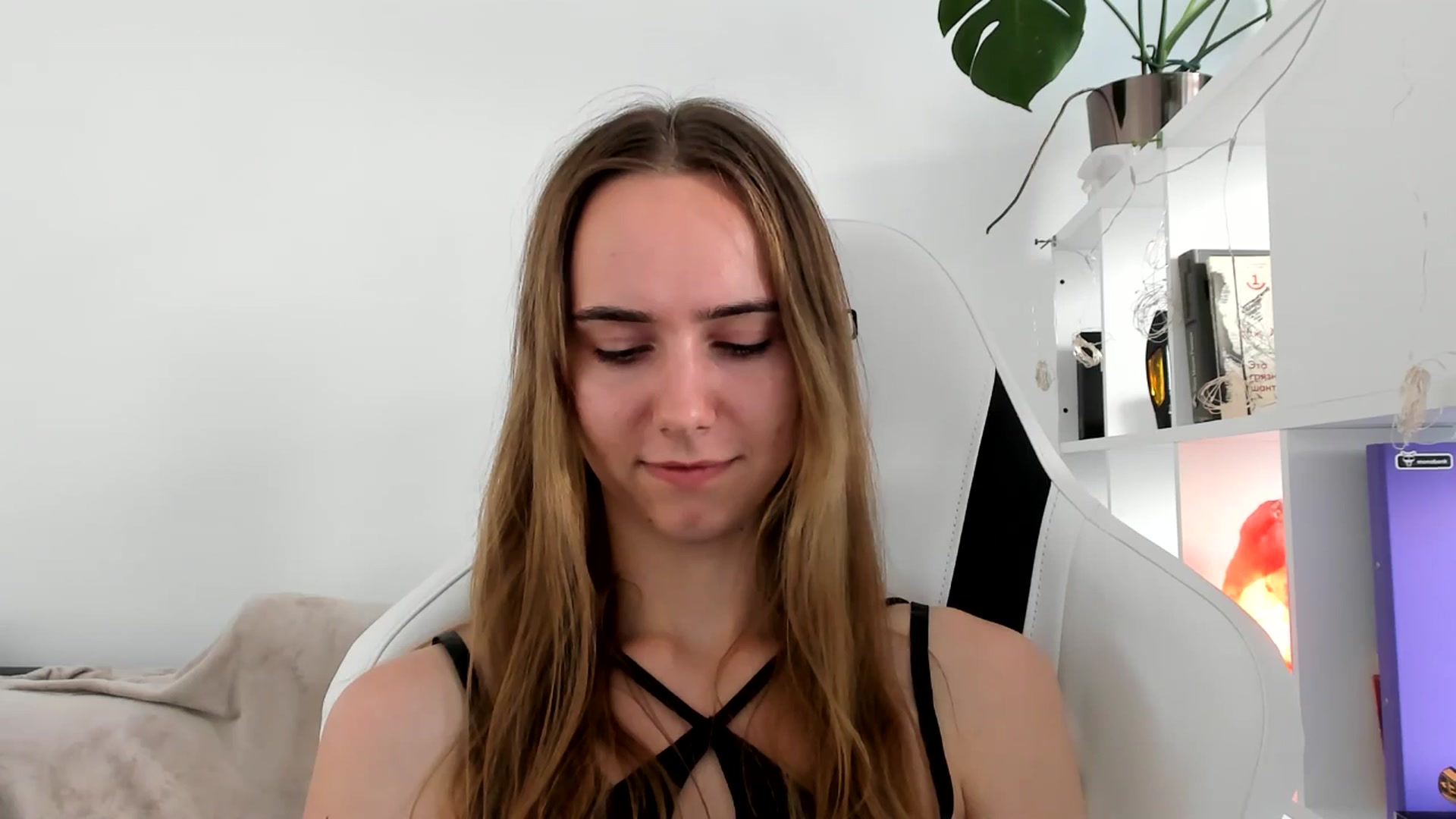 Gallery image thumbnail from OhAlisa's myfreecams stream on, 07/16/2025, 15:53 image 18 of 20