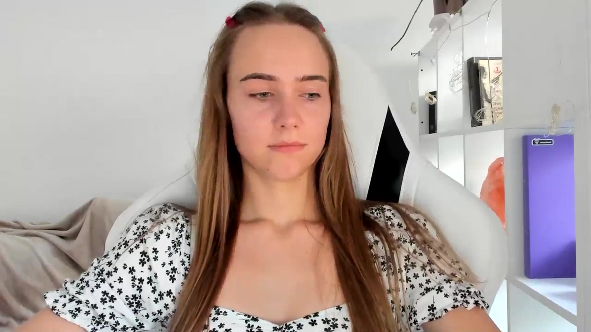 Gallery image thumbnail from OhAlisa's myfreecams stream on, 07/17/2025, 17:16 image 15 of 20
