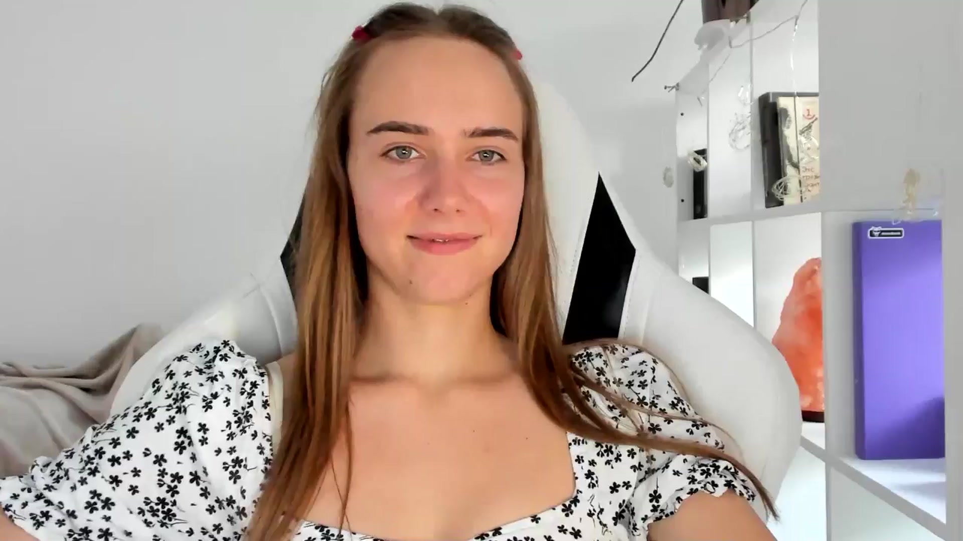 Gallery image thumbnail from OhAlisa's myfreecams stream on, 07/17/2025, 17:16 image 11 of 20