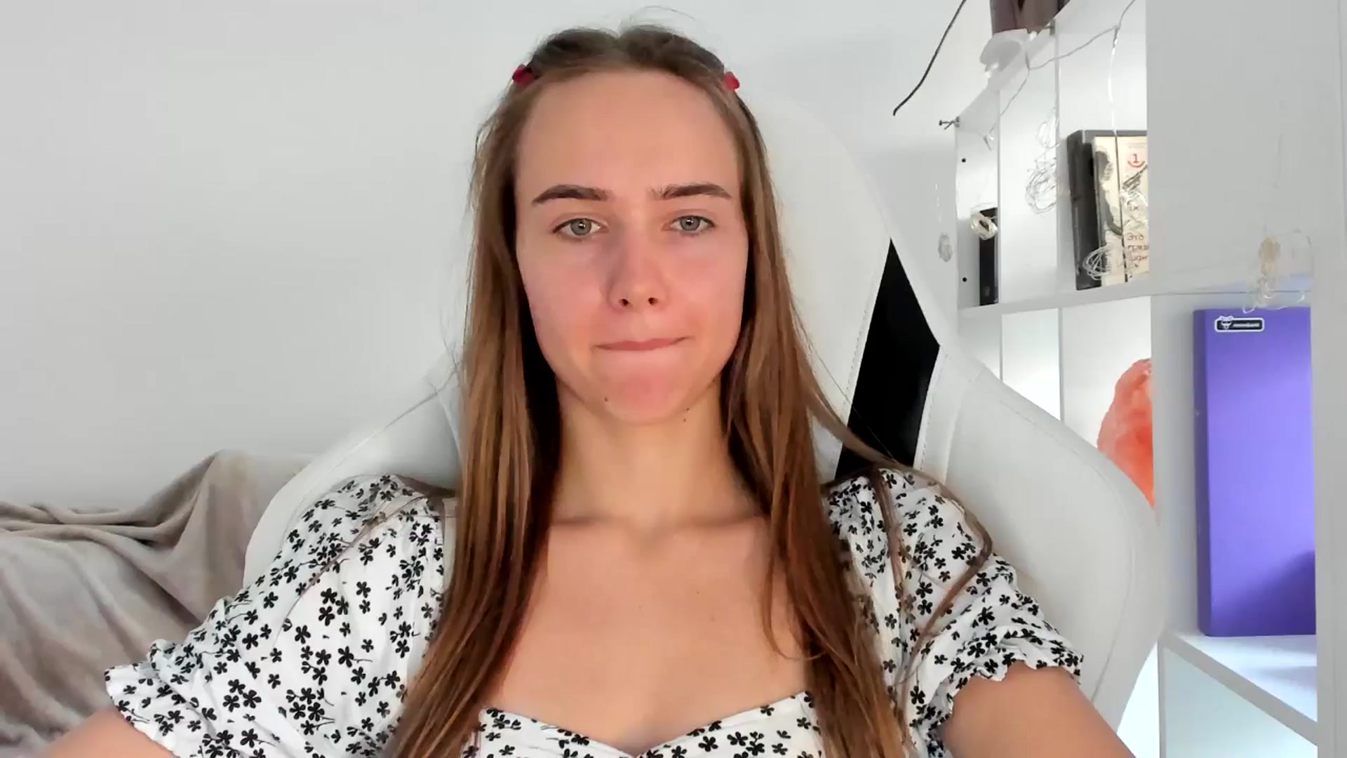 Gallery image thumbnail from OhAlisa's myfreecams stream on, 07/17/2025, 17:16 image 17 of 20