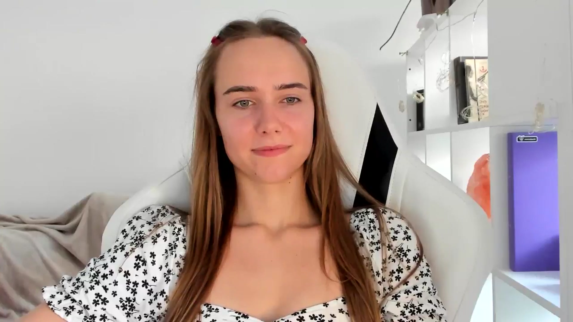 Gallery image thumbnail from OhAlisa's myfreecams stream on, 07/17/2025, 17:16 image 18 of 20