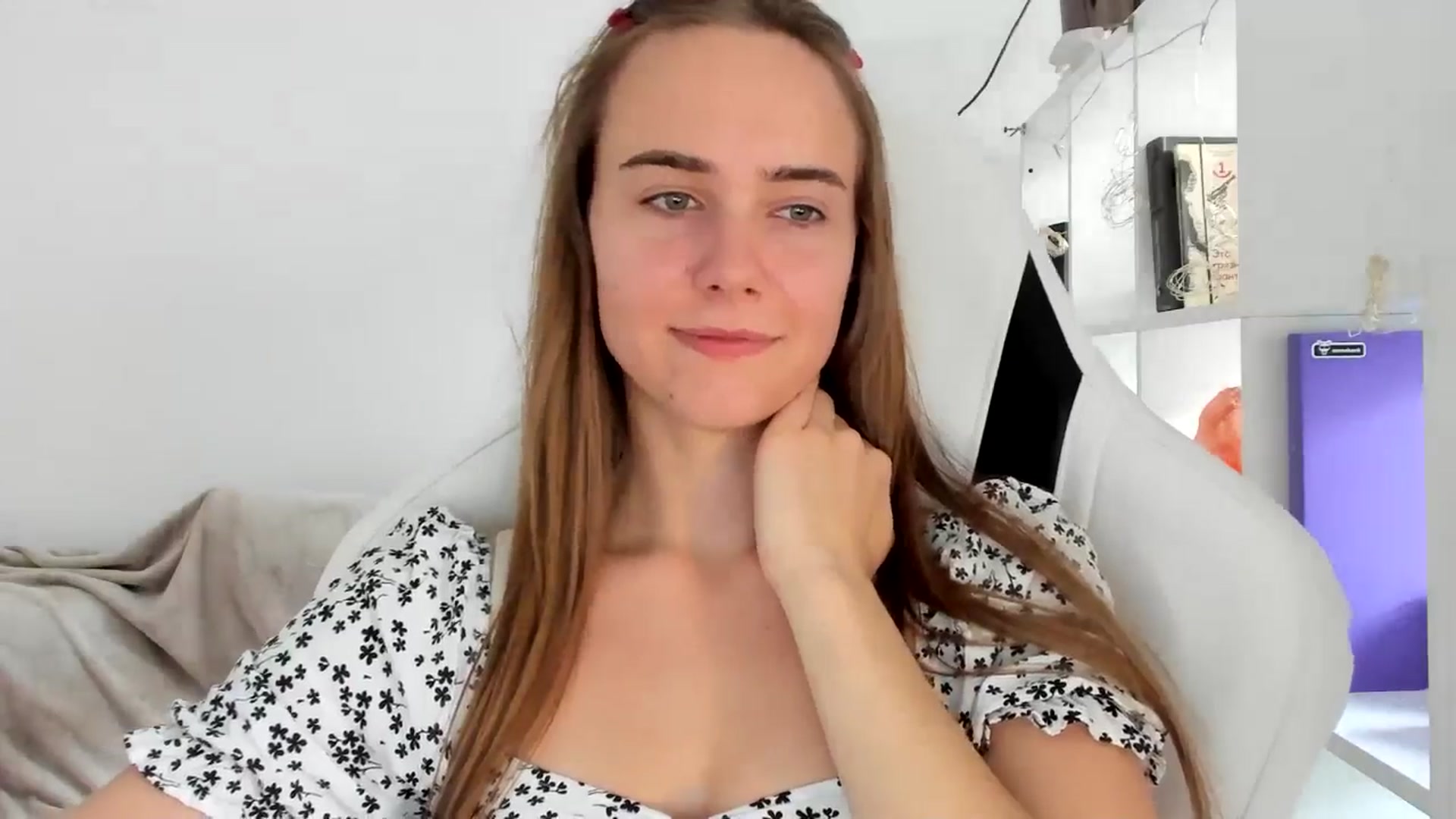Gallery image thumbnail from OhAlisa's myfreecams stream on, 07/17/2025, 17:16 image 3 of 20