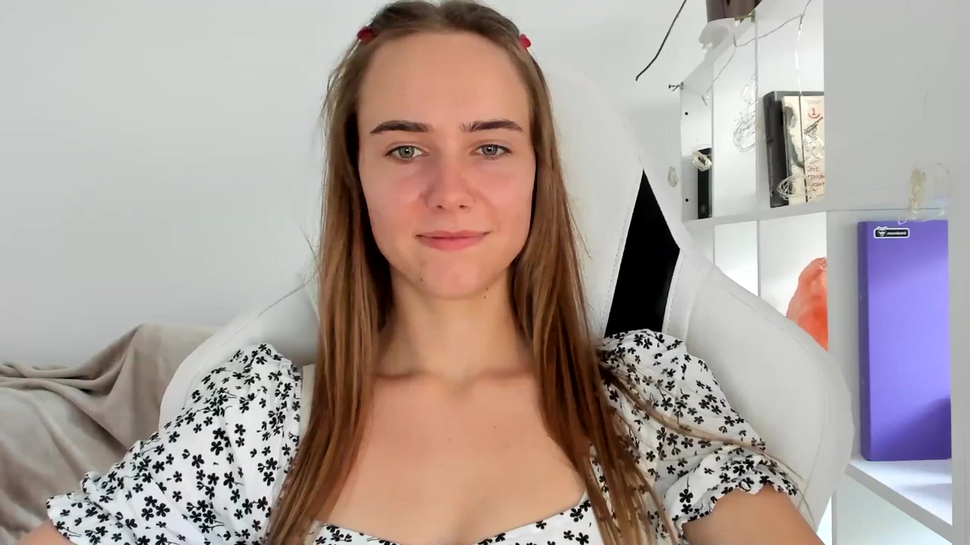 Gallery image thumbnail from OhAlisa's myfreecams stream on, 07/17/2025, 17:16 image 4 of 20