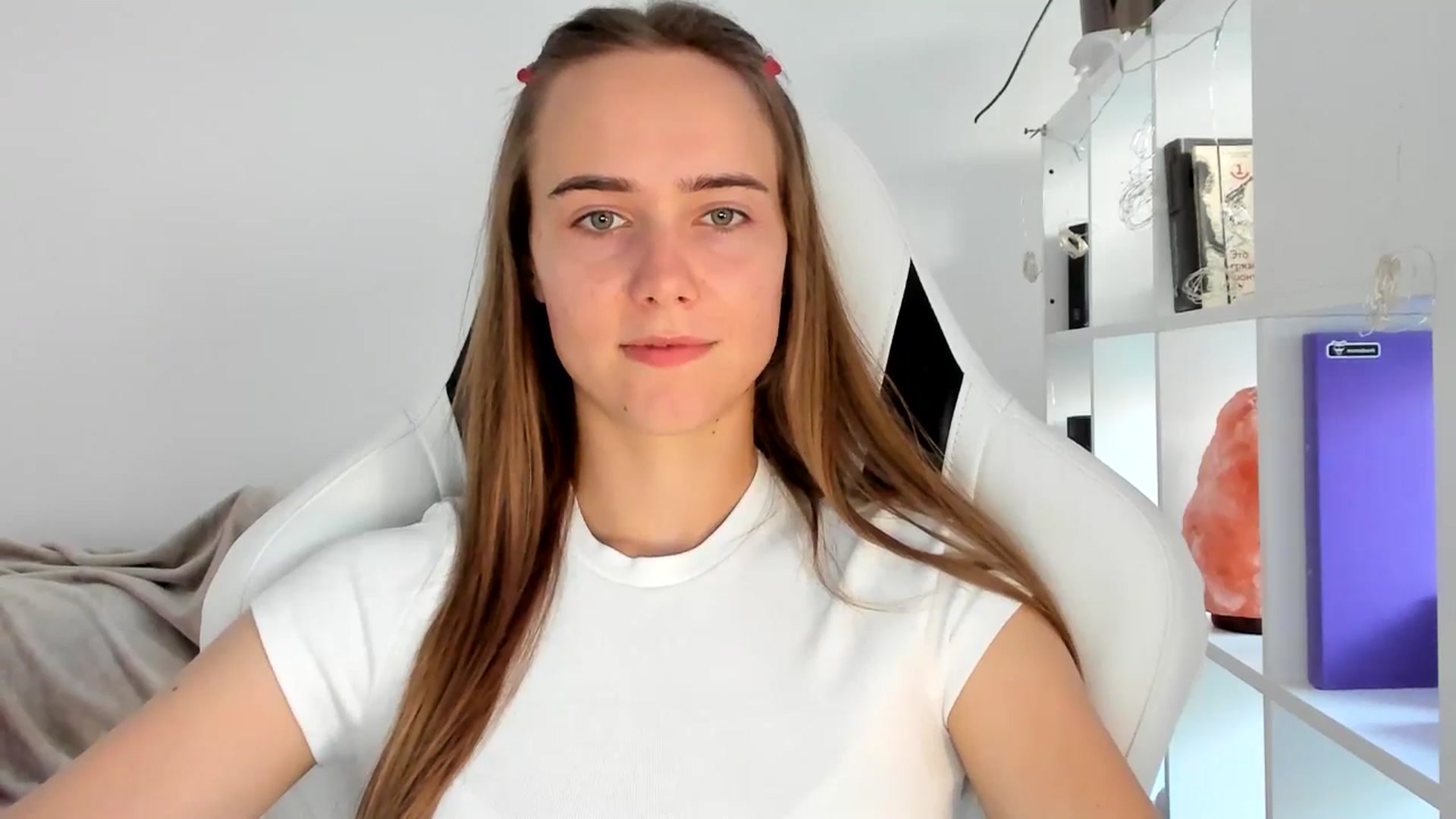 Gallery image thumbnail from OhAlisa's myfreecams stream on, 07/17/2025, 17:59 image 5 of 20