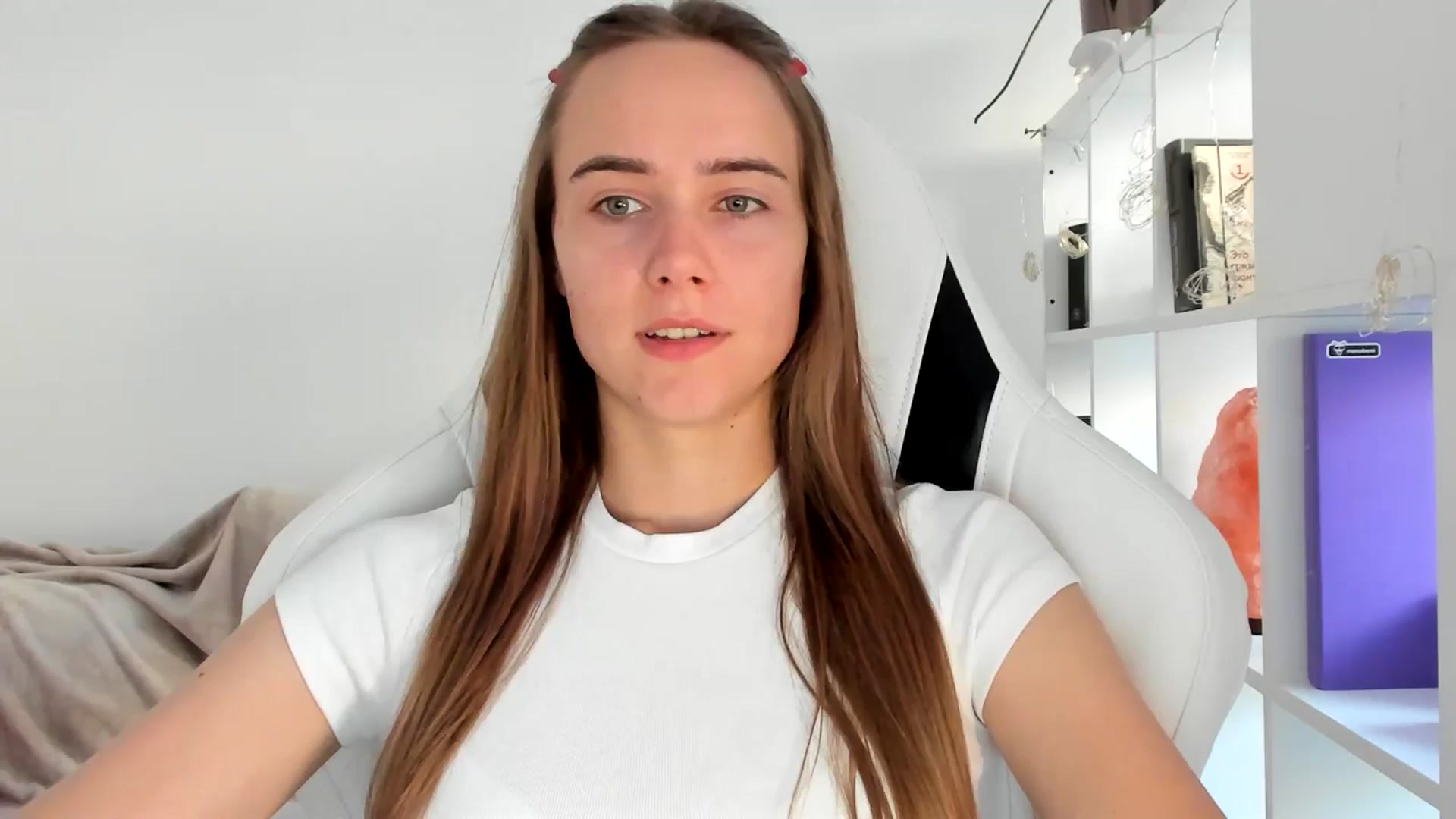 Gallery image thumbnail from OhAlisa's myfreecams stream on, 07/17/2025, 17:59 image 1 of 20