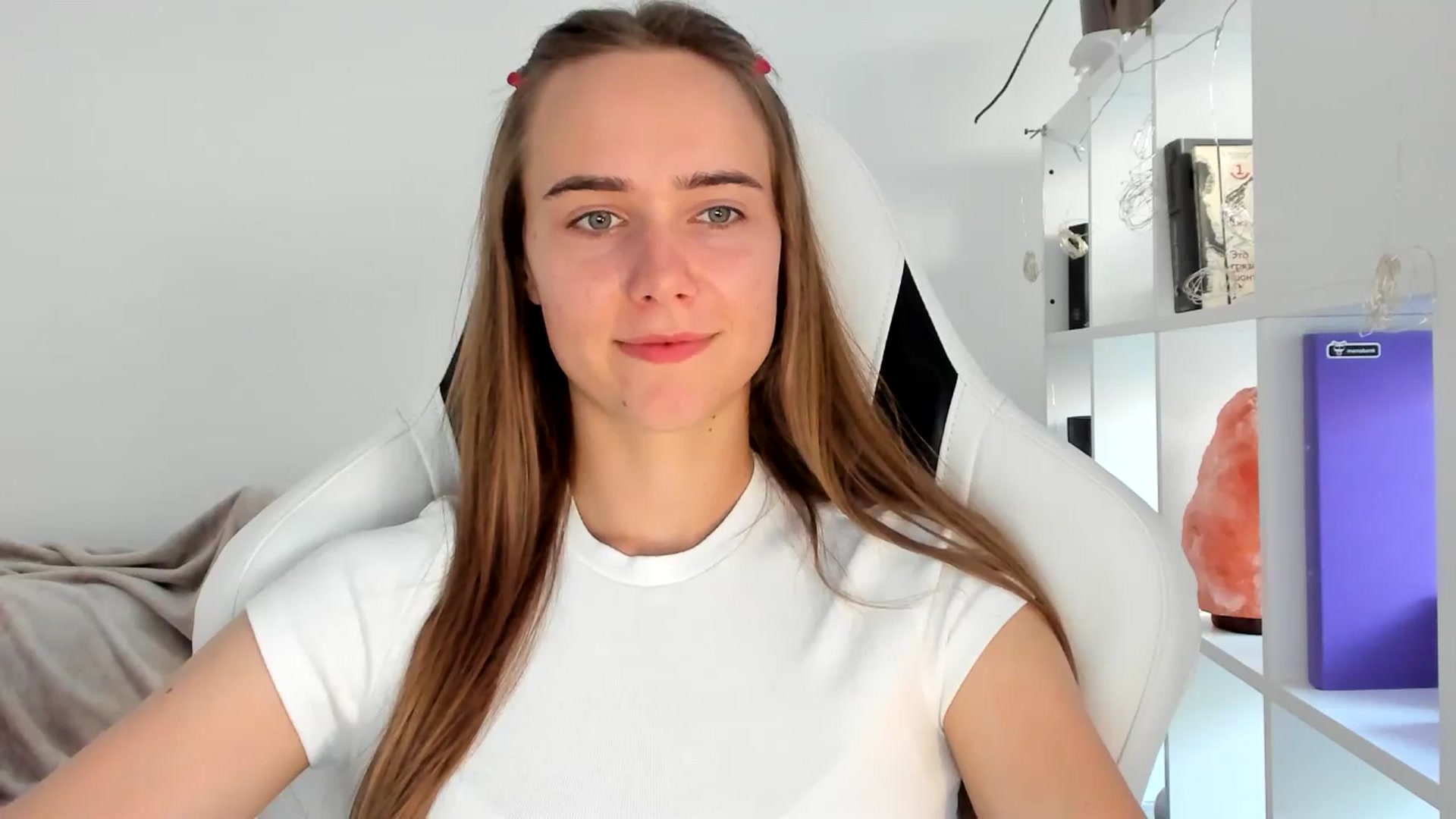 Gallery image thumbnail from OhAlisa's myfreecams stream on, 07/17/2025, 17:59 image 4 of 20