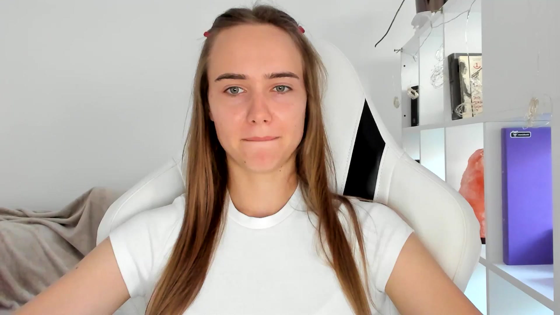 Gallery image thumbnail from OhAlisa's myfreecams stream on, 07/17/2025, 17:59 image 19 of 20