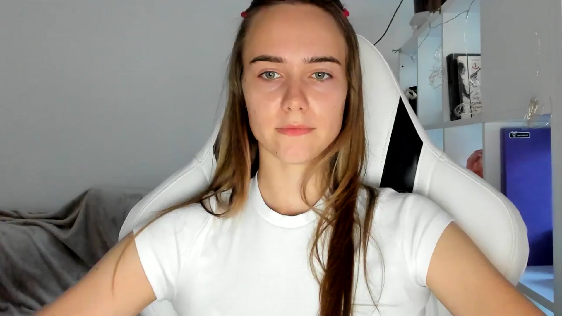 Gallery image thumbnail from OhAlisa's myfreecams stream on, 07/17/2025, 18:48 image 12 of 20