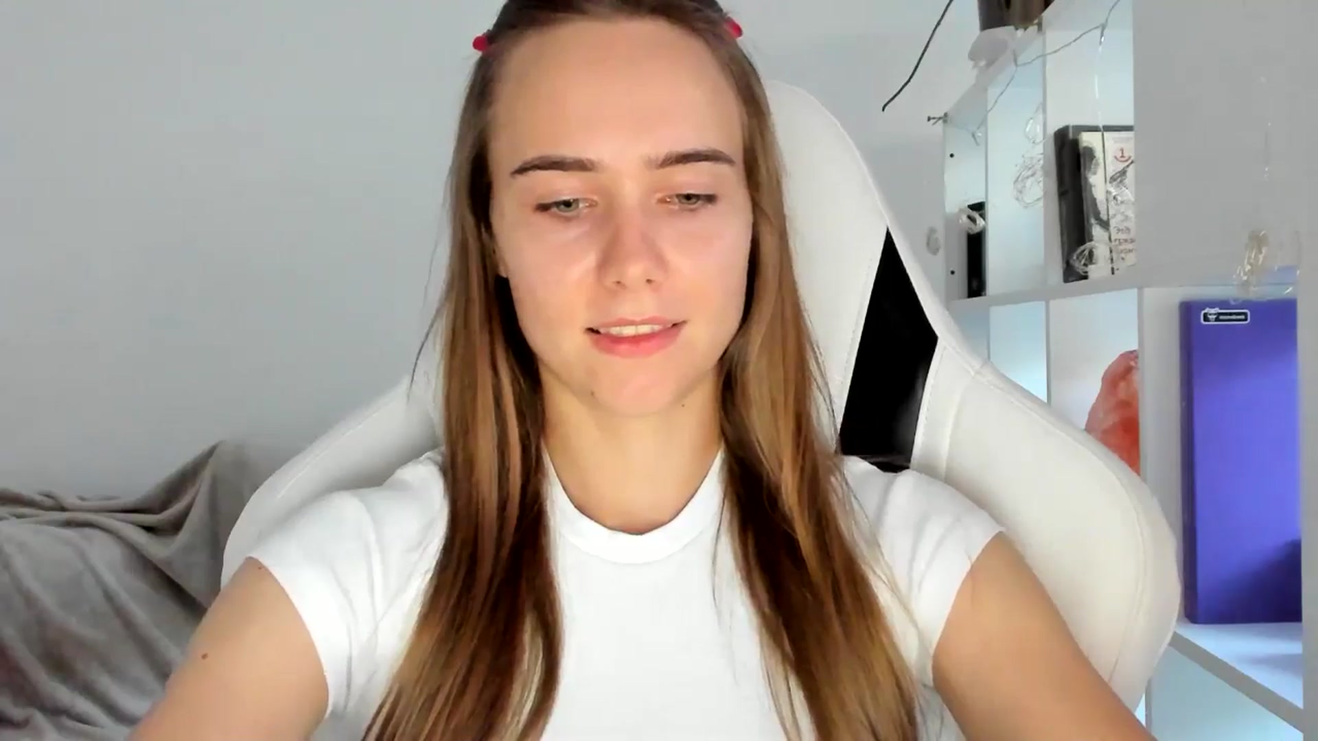 Gallery image thumbnail from OhAlisa's myfreecams stream on, 07/17/2025, 18:48 image 4 of 20