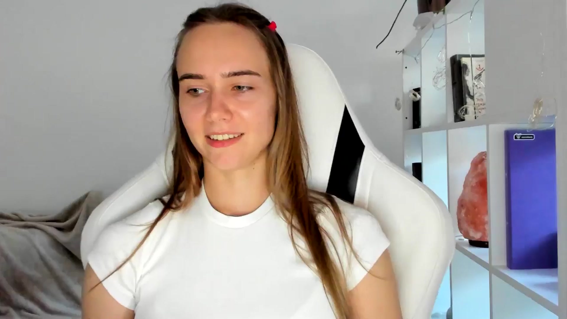 Gallery image thumbnail from OhAlisa's myfreecams stream on, 07/17/2025, 18:48 image 8 of 20