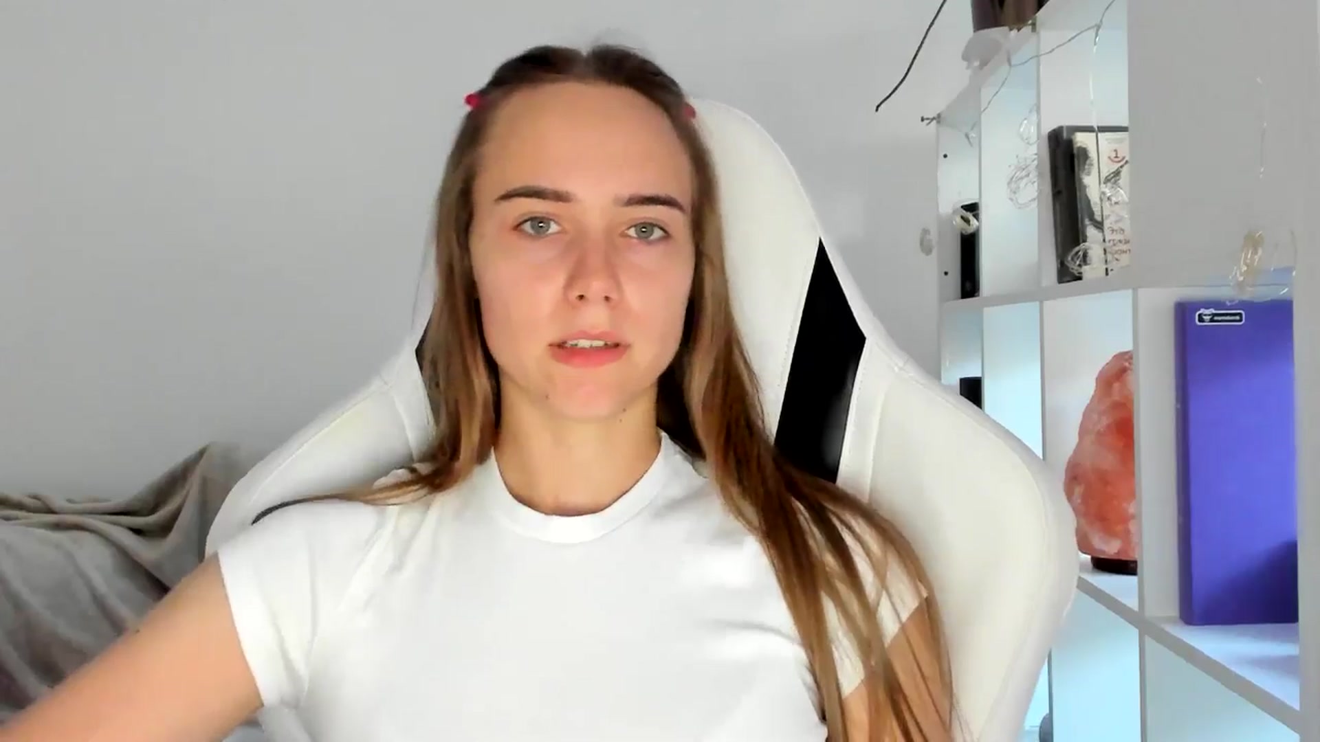 Gallery image thumbnail from OhAlisa's myfreecams stream on, 07/17/2025, 18:48 image 6 of 20