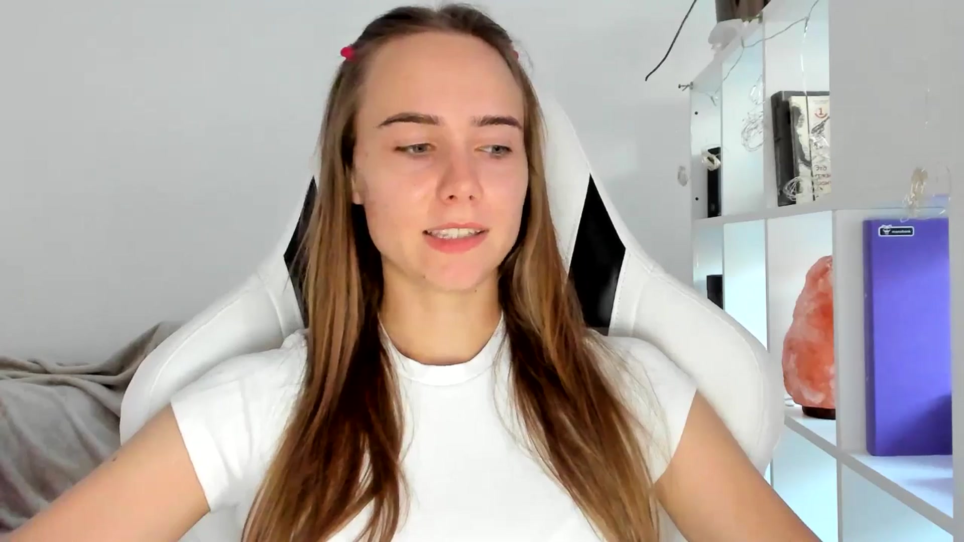 Gallery image thumbnail from OhAlisa's myfreecams stream on, 07/17/2025, 18:48 image 2 of 20