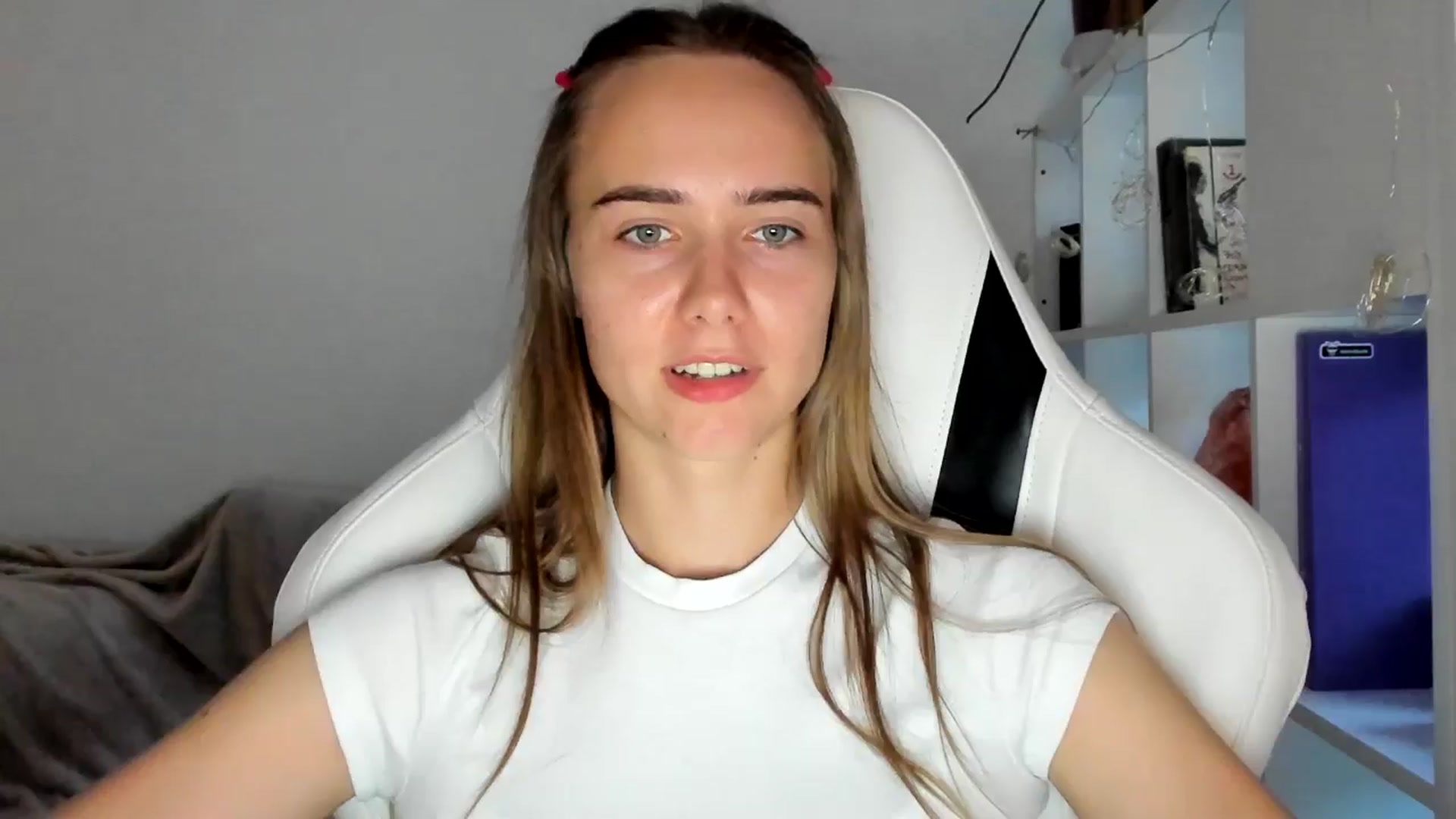Gallery image thumbnail from OhAlisa's myfreecams stream on, 07/17/2025, 18:48 image 18 of 20