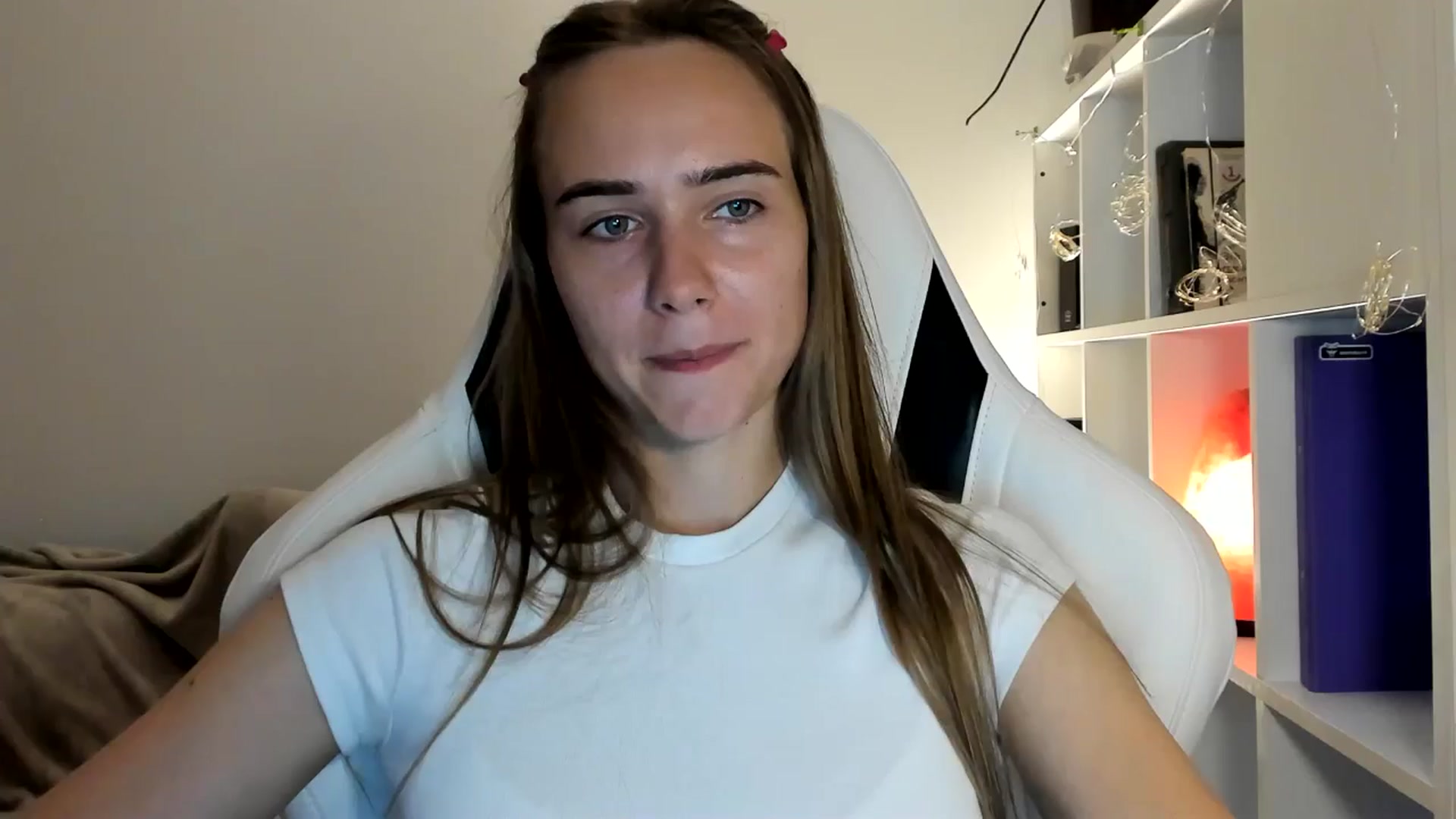 Gallery image thumbnail from OhAlisa's myfreecams stream on, 07/17/2025, 20:35 image 1 of 20