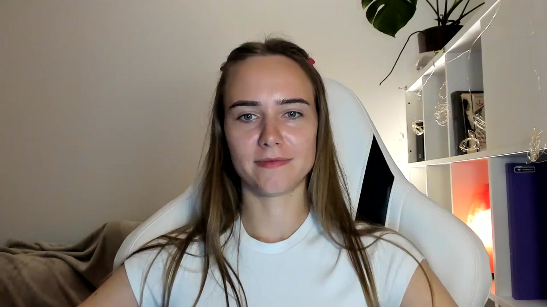 Gallery image thumbnail from OhAlisa's myfreecams stream on, 07/17/2025, 20:35 image 17 of 20