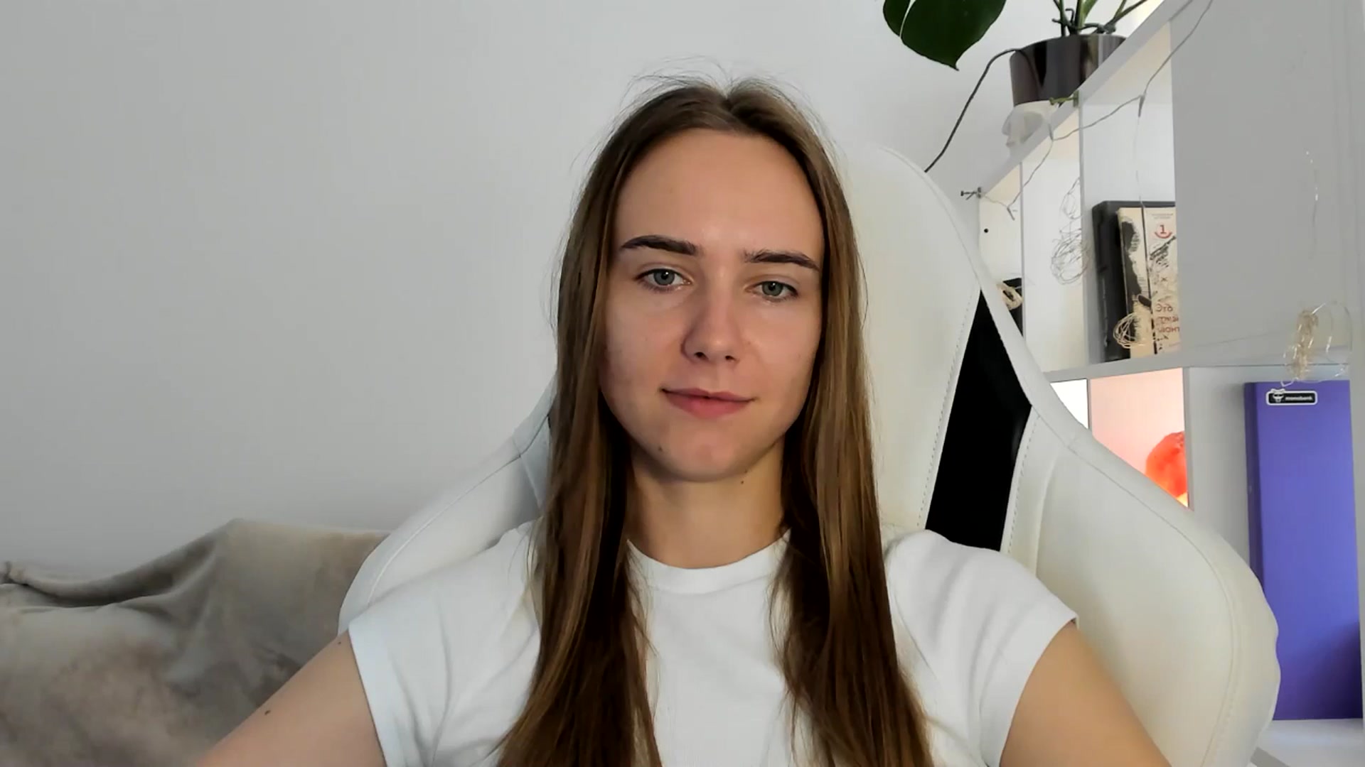 Gallery image thumbnail from OhAlisa's myfreecams stream on, 07/18/2025, 16:45 image 14 of 20