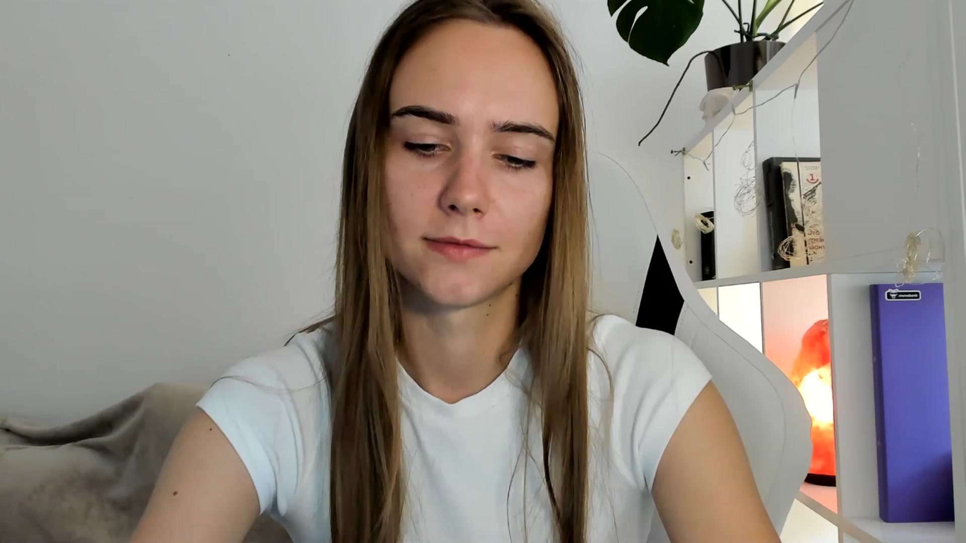 Gallery image thumbnail from OhAlisa's myfreecams stream on, 07/18/2025, 16:45 image 4 of 20