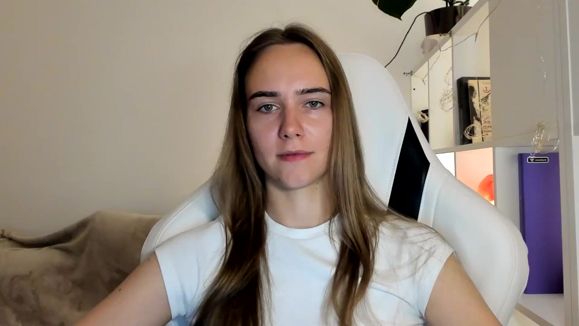 Gallery image thumbnail from OhAlisa's myfreecams stream on, 07/18/2025, 19:38 image 7 of 20