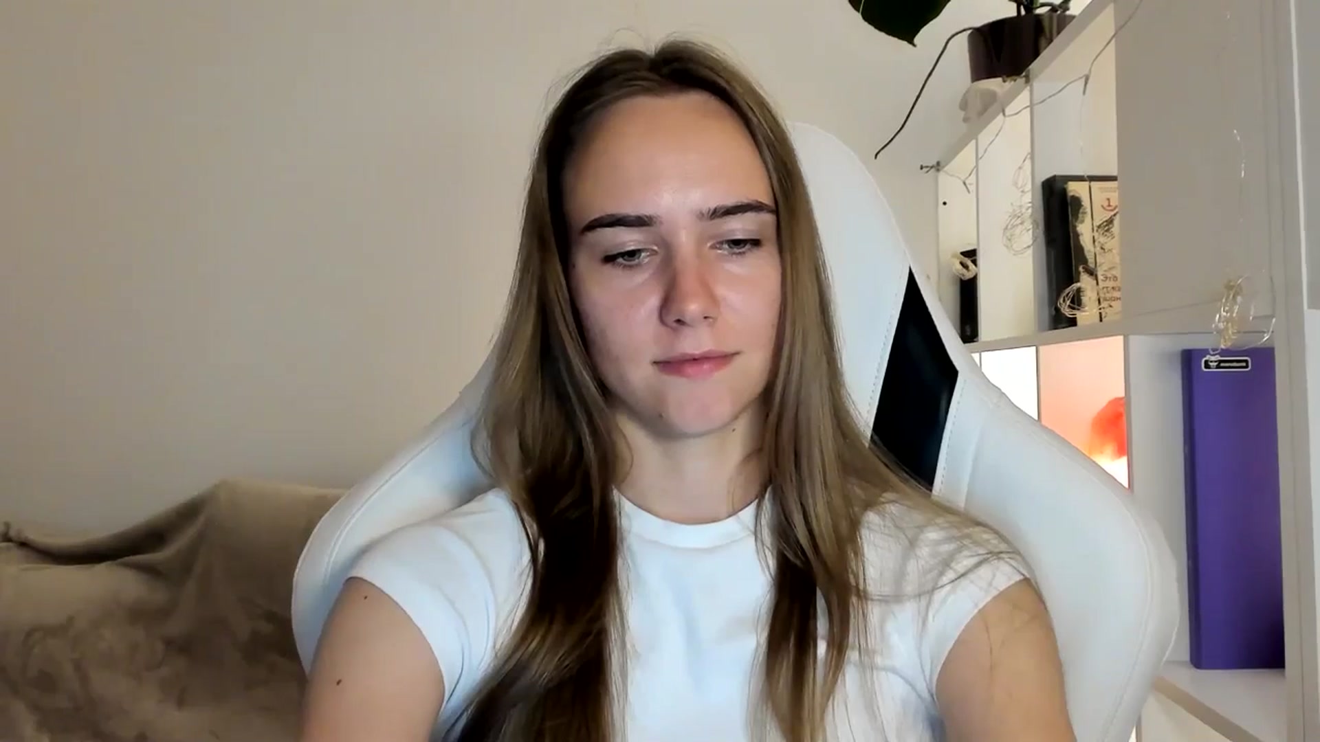 Gallery image thumbnail from OhAlisa's myfreecams stream on, 07/18/2025, 19:38 image 4 of 20