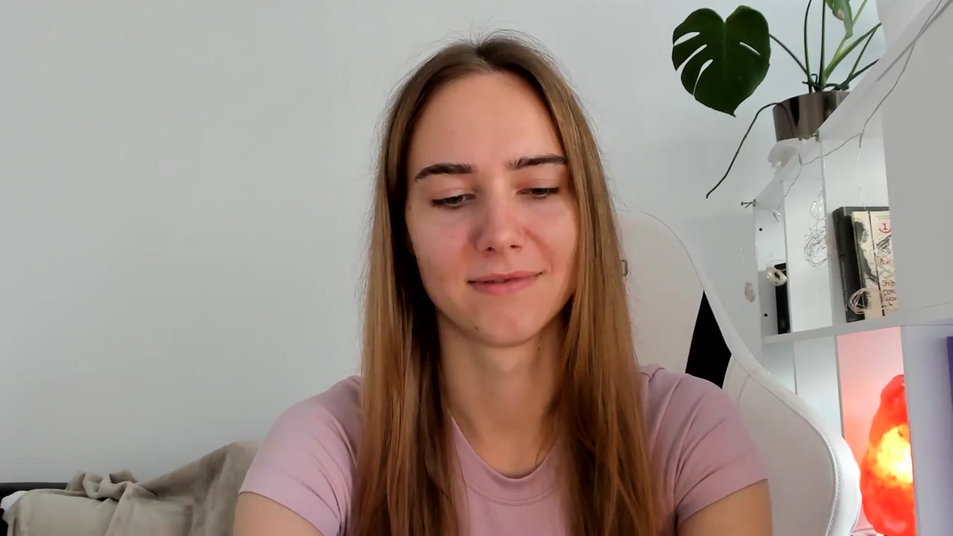 Gallery image thumbnail from OhAlisa's myfreecams stream on, 07/19/2025, 12:57 image 12 of 20
