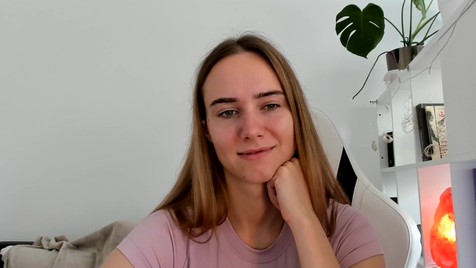 Gallery image thumbnail from OhAlisa's myfreecams stream on, 07/19/2025, 12:57 image 10 of 20