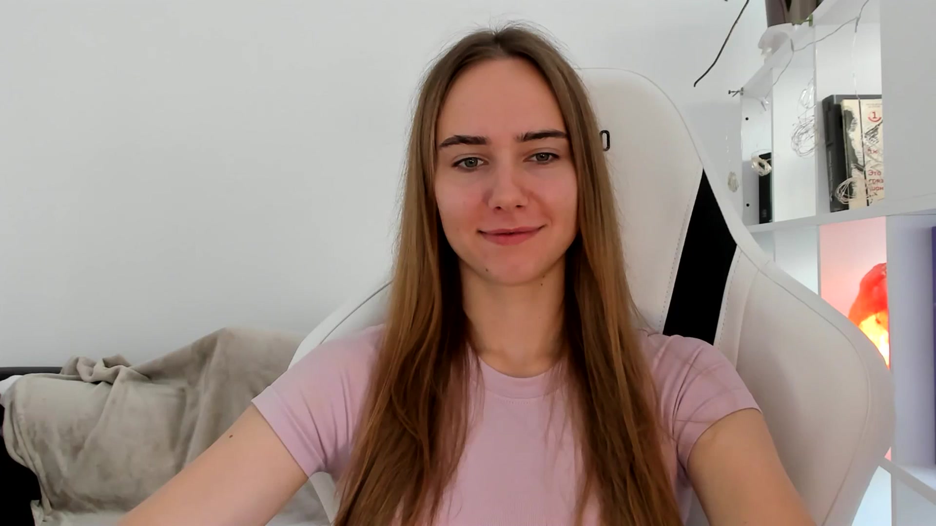 Gallery image thumbnail from OhAlisa's myfreecams stream on, 07/19/2025, 12:57 image 16 of 20