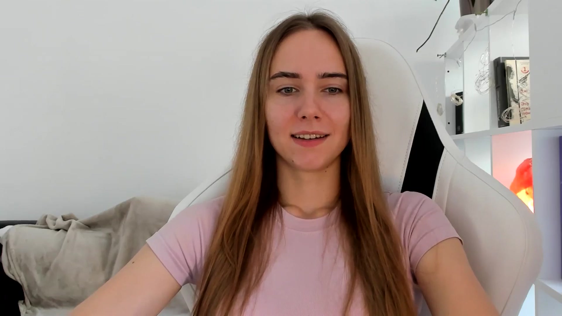 Gallery image thumbnail from OhAlisa's myfreecams stream on, 07/19/2025, 12:57 image 17 of 20