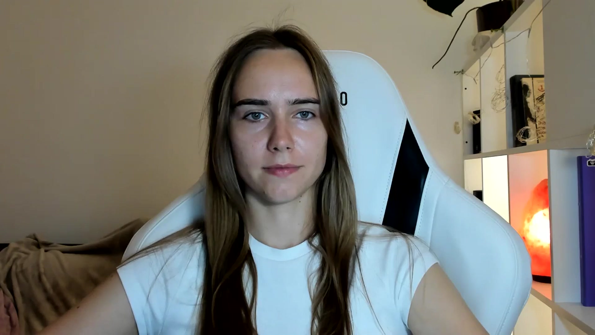 Gallery image thumbnail from OhAlisa's myfreecams stream on, 07/19/2025, 19:36 image 13 of 20