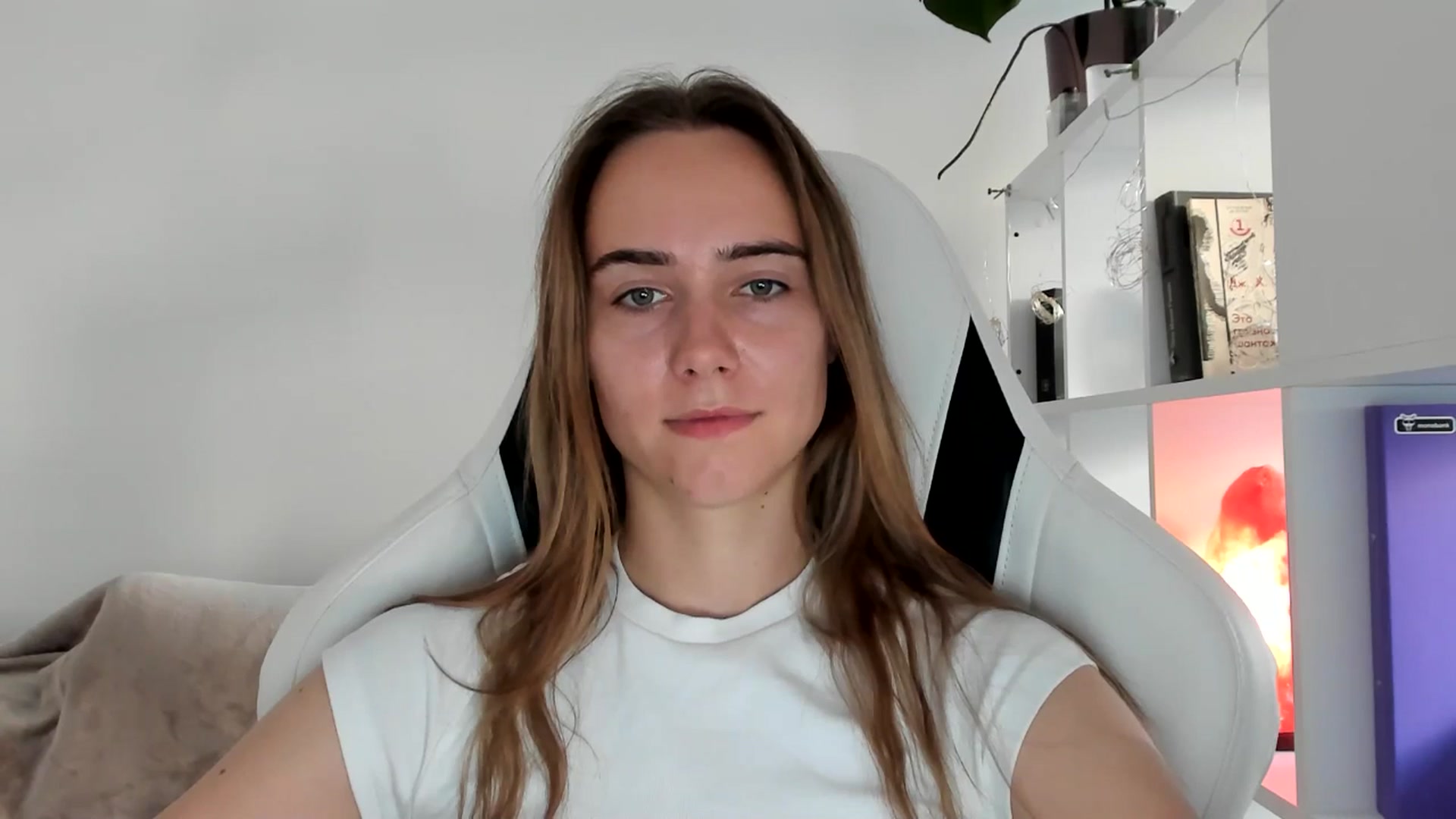 Gallery image thumbnail from OhAlisa's myfreecams stream on, 07/20/2025, 17:50 image 13 of 20