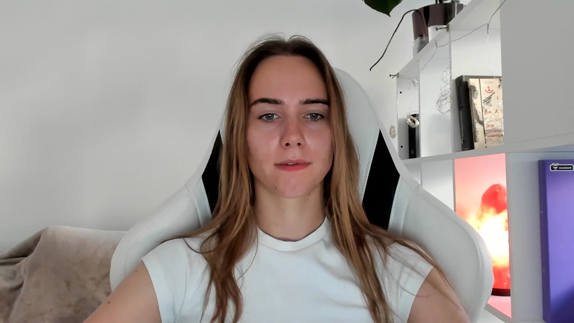 Gallery image thumbnail from OhAlisa's myfreecams stream on, 07/20/2025, 17:50 image 12 of 20