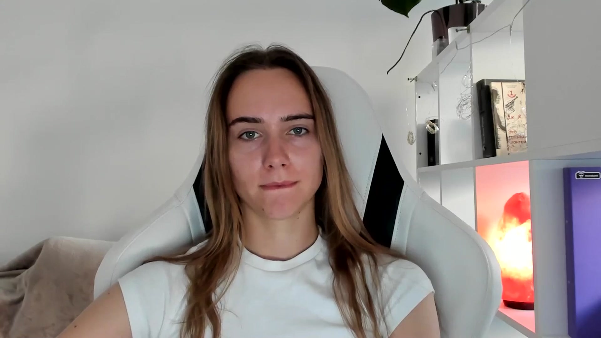 Gallery image thumbnail from OhAlisa's myfreecams stream on, 07/20/2025, 17:50 image 14 of 20