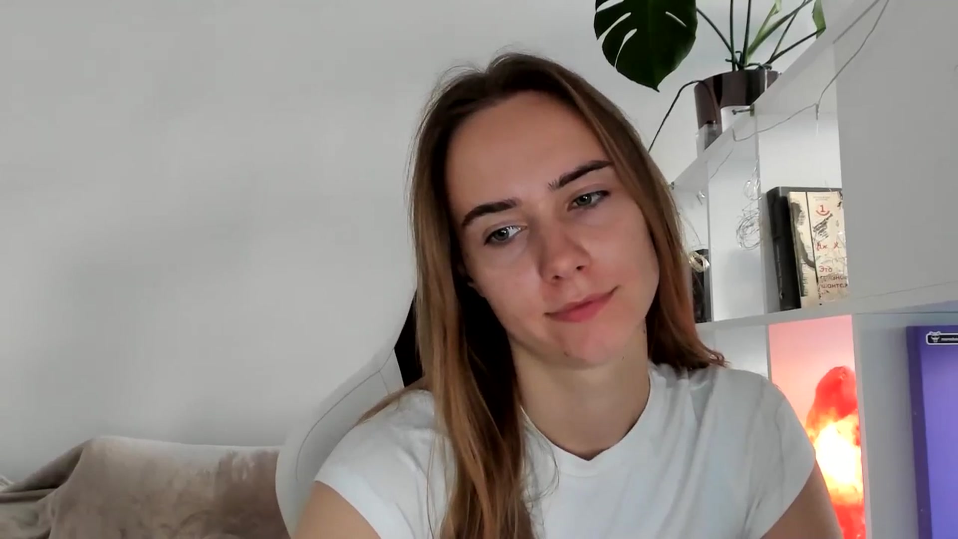 Gallery image thumbnail from OhAlisa's myfreecams stream on, 07/20/2025, 17:50 image 6 of 20