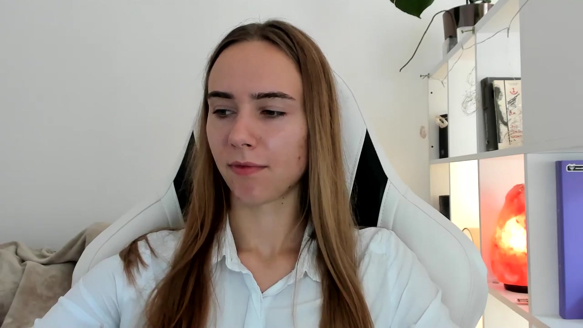 Gallery image thumbnail from OhAlisa's myfreecams stream on, 07/21/2025, 11:19 image 3 of 20